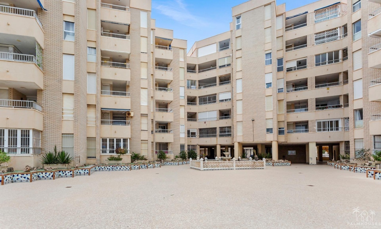 Revente - Apartment - Torrevieja - Playa de los Locos