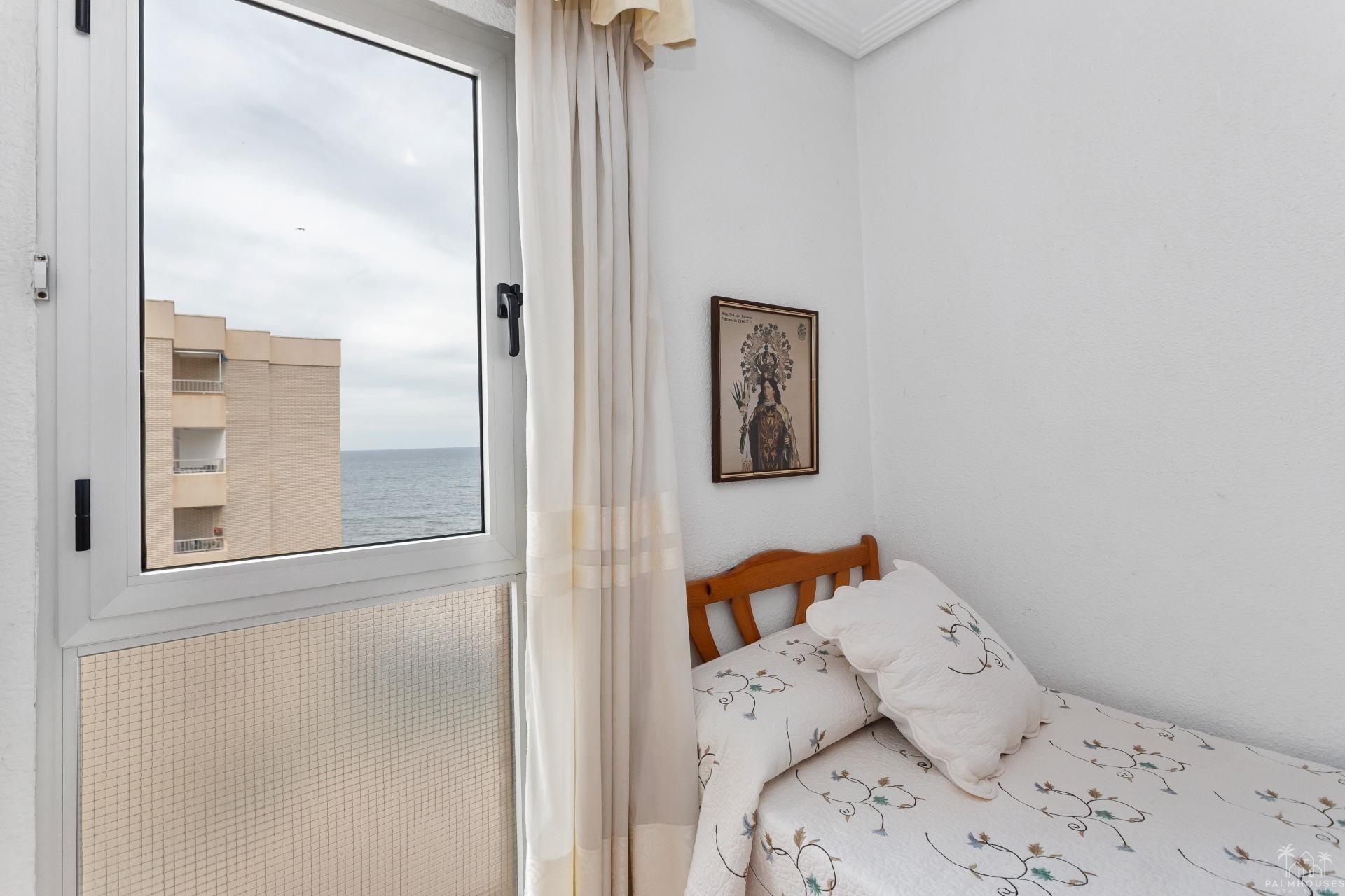 Revente - Apartment - Torrevieja - Playa de los Locos