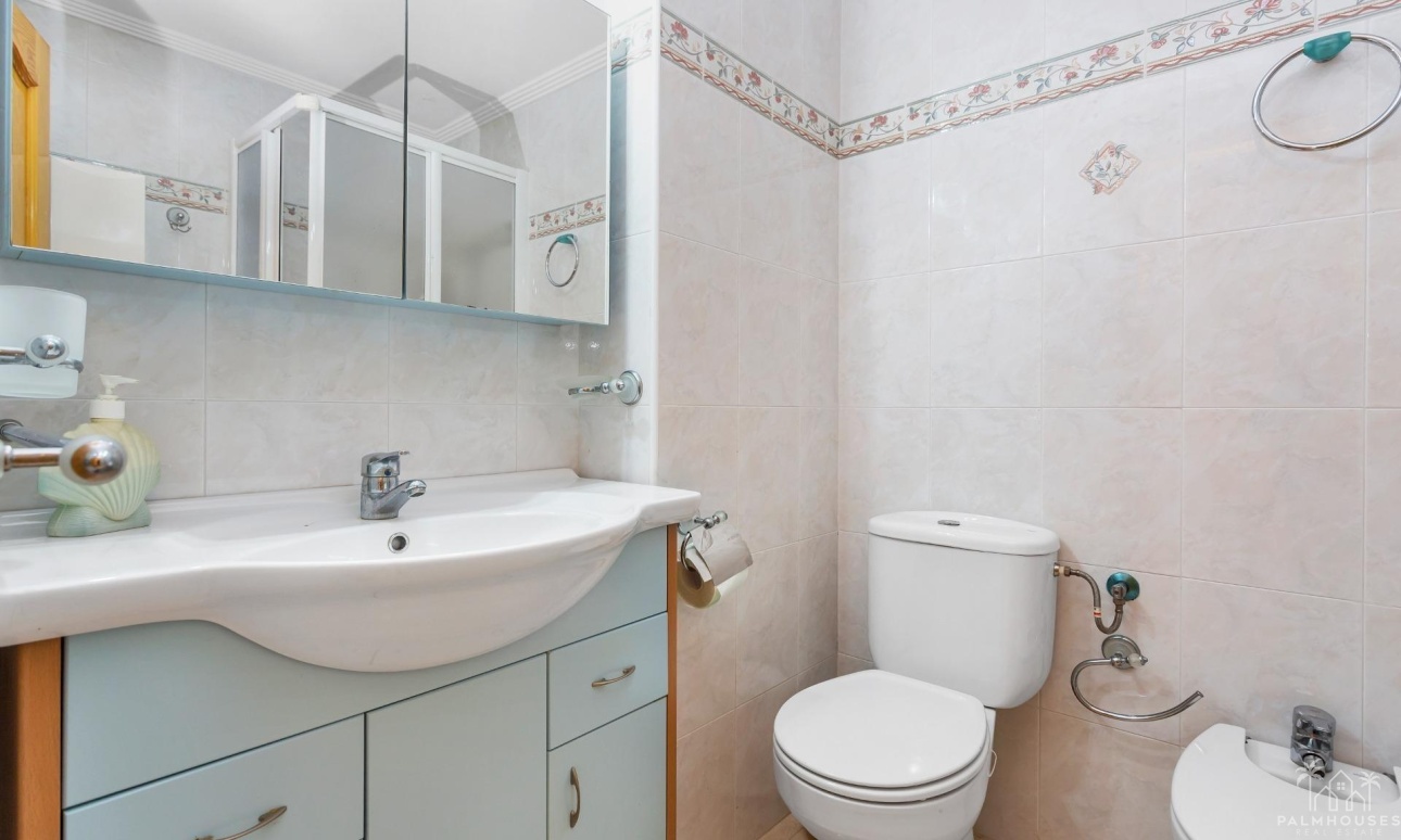 Revente - Apartment - Torrevieja - Playa de los Locos