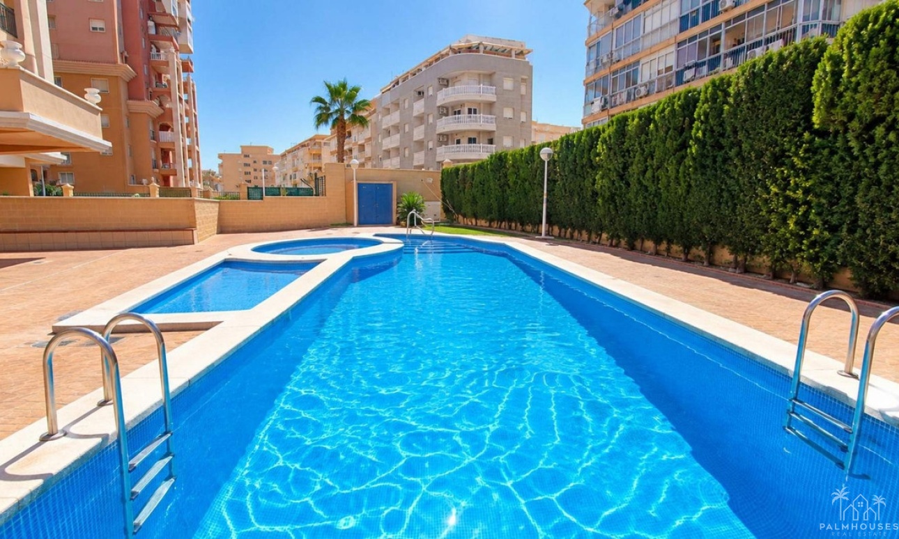 Revente - Apartment - Torrevieja - Playa de los Locos