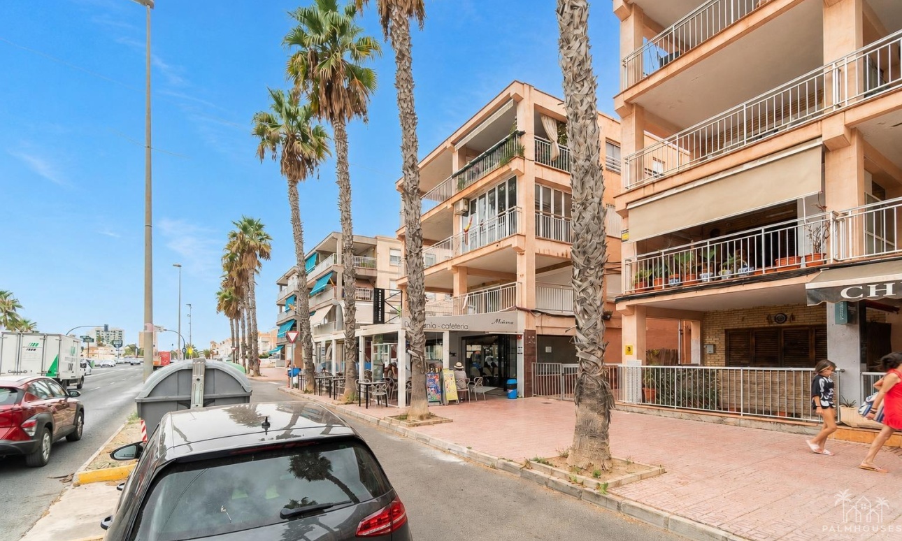 Revente - Apartment - Torrevieja - Playa de los Naufragos