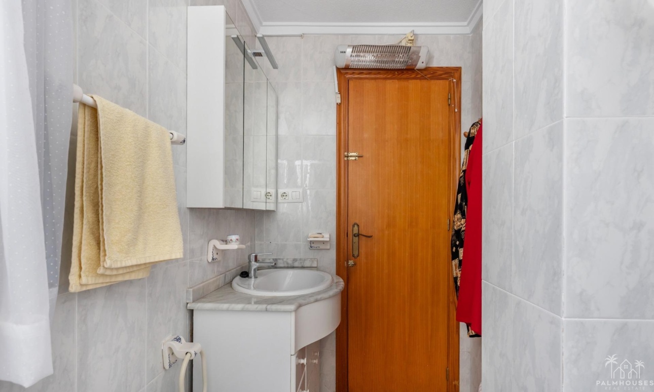 Revente - Apartment - Torrevieja - Playa del cura