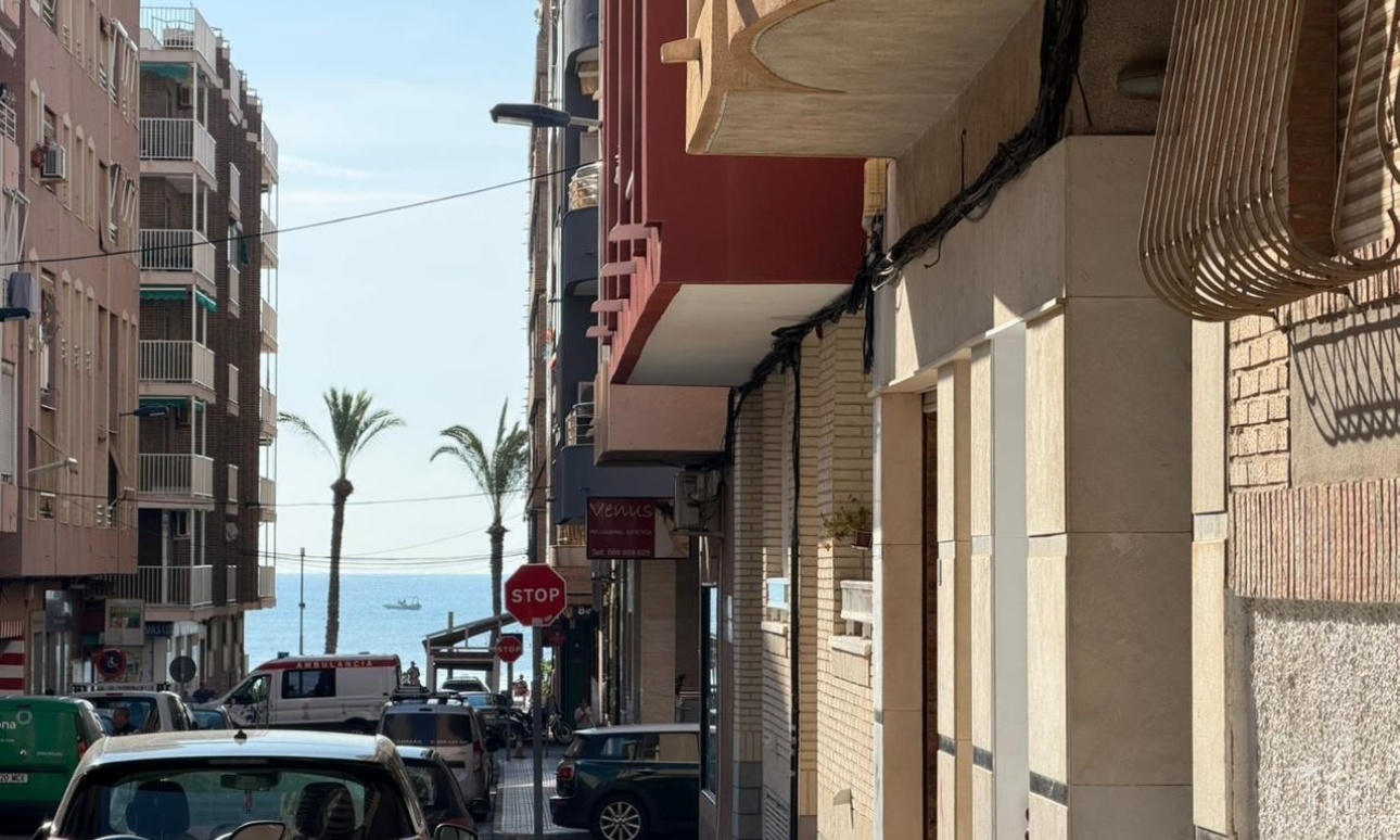 Revente - Apartment - Torrevieja - Playa del cura