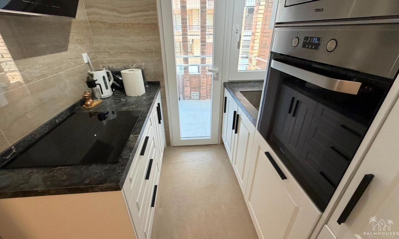 Revente - Apartment - Torrevieja - Playa del cura
