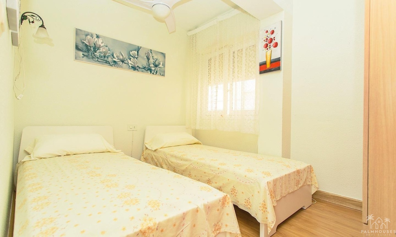 Revente - Apartment - Torrevieja - Playa del cura