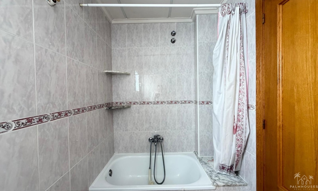 Revente - Apartment - Torrevieja - Playa del cura