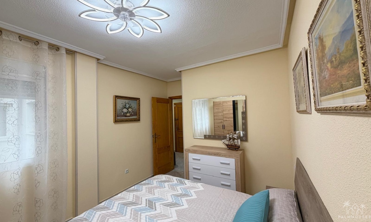 Revente - Apartment - Torrevieja - Playa del cura