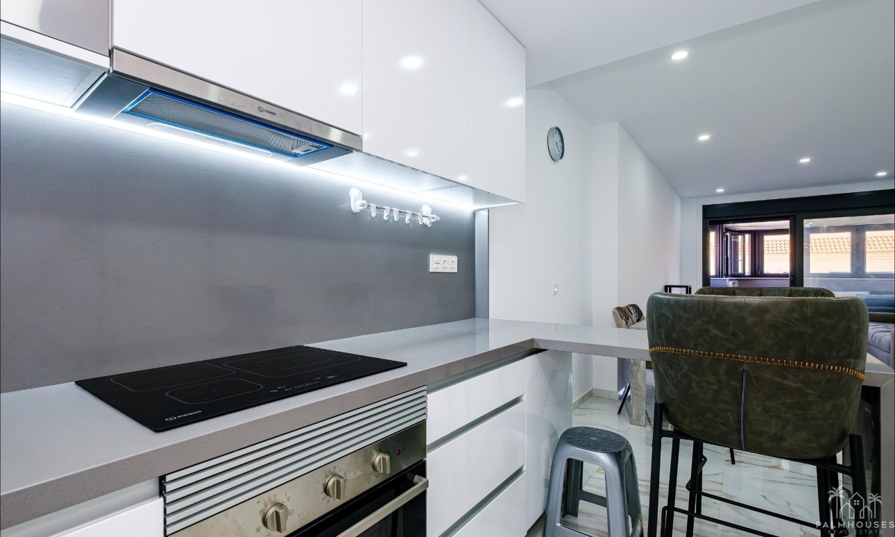 Revente - Apartment - Torrevieja - Playa del cura