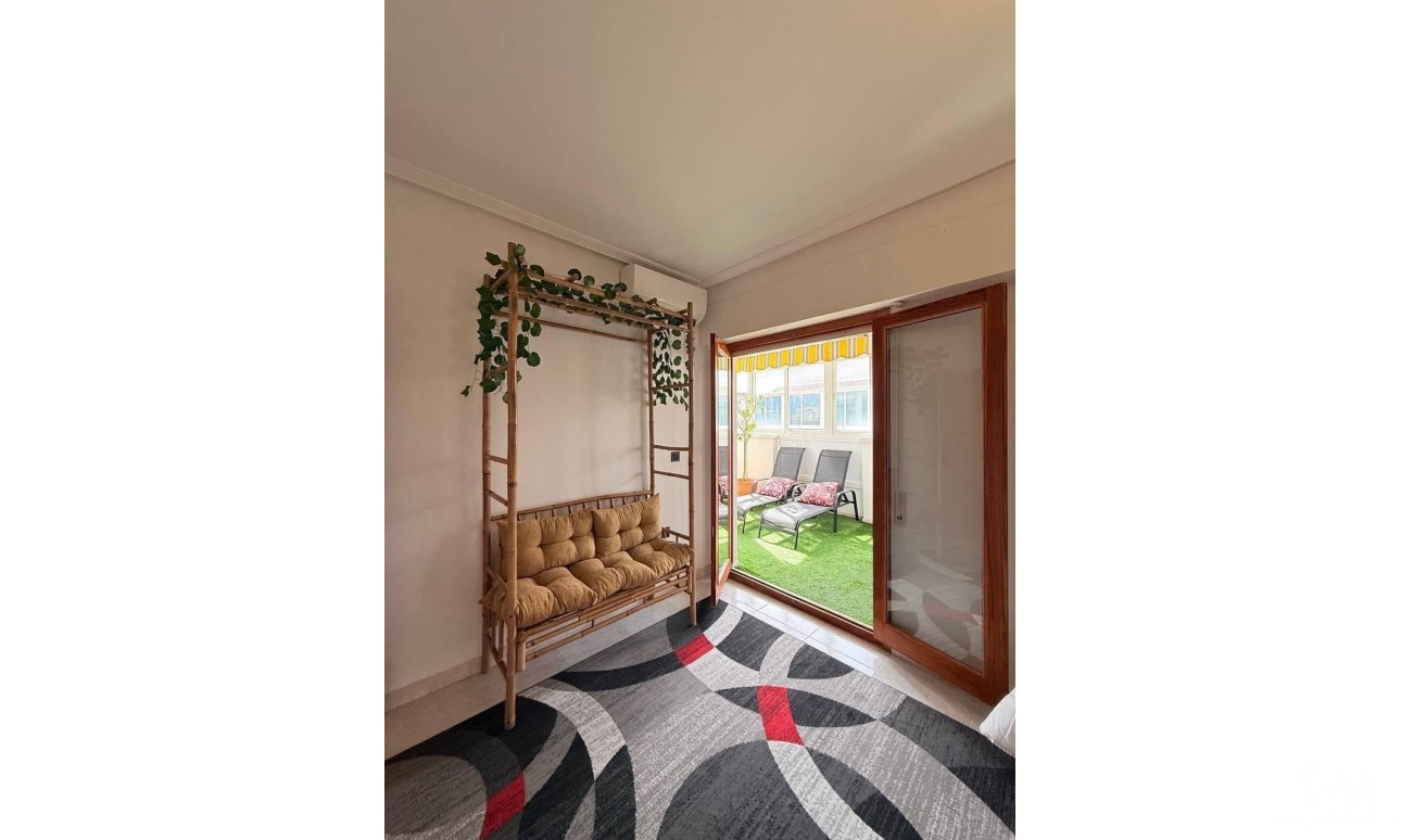 Revente - Apartment - Torrevieja - Playa del cura