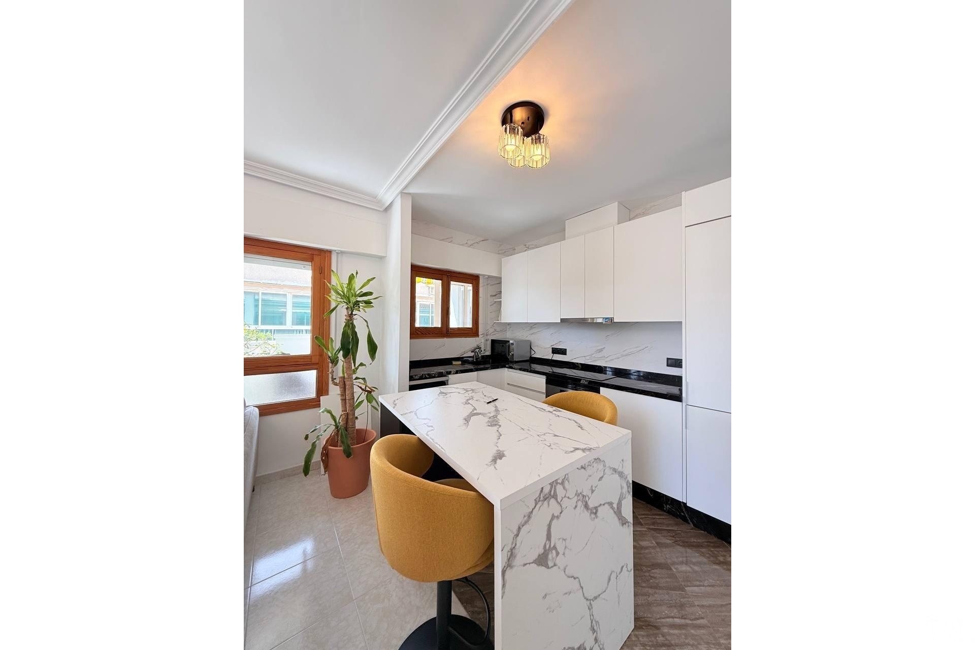 Revente - Apartment - Torrevieja - Playa del cura