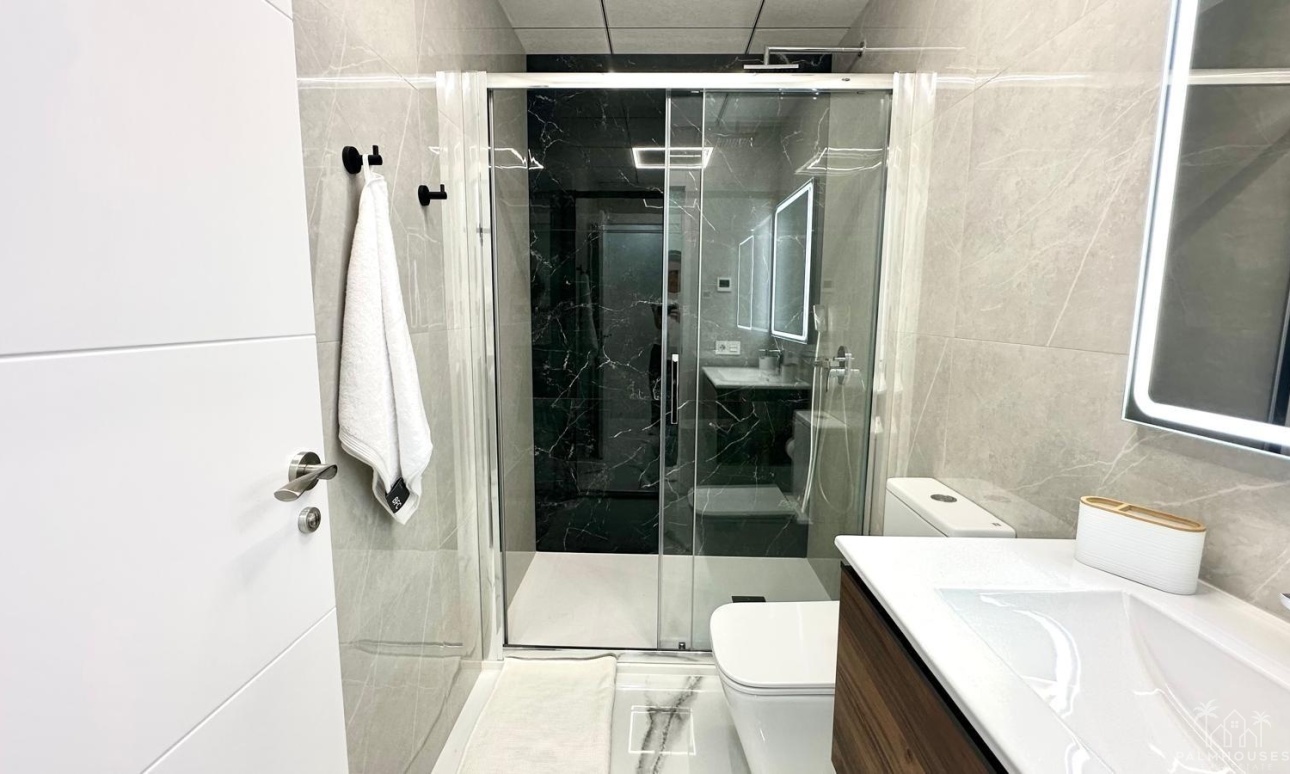 Revente - Apartment - Torrevieja - Playa del cura