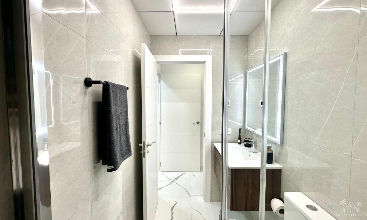 Revente - Apartment - Torrevieja - Playa del cura