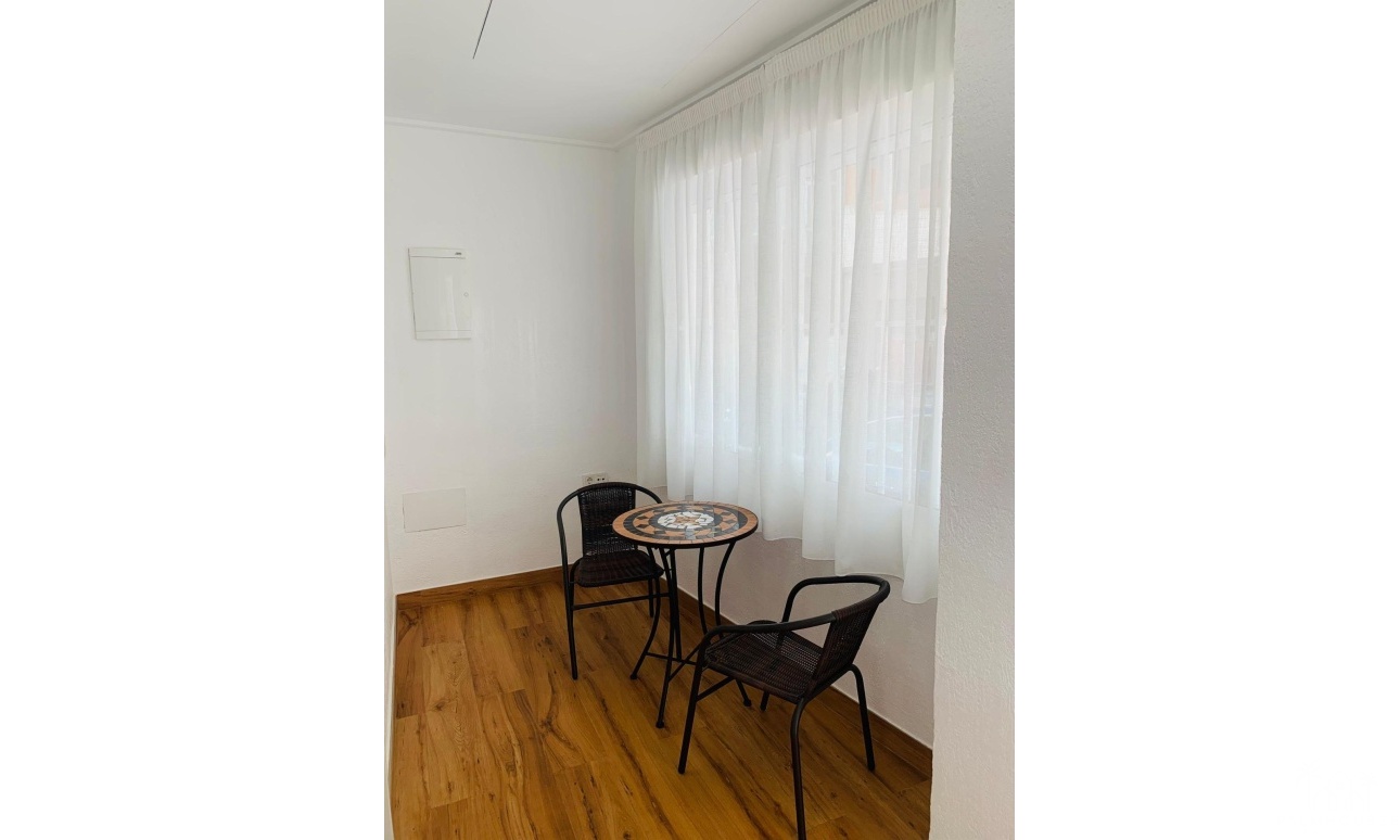 Revente - Apartment - Torrevieja - Playa del cura