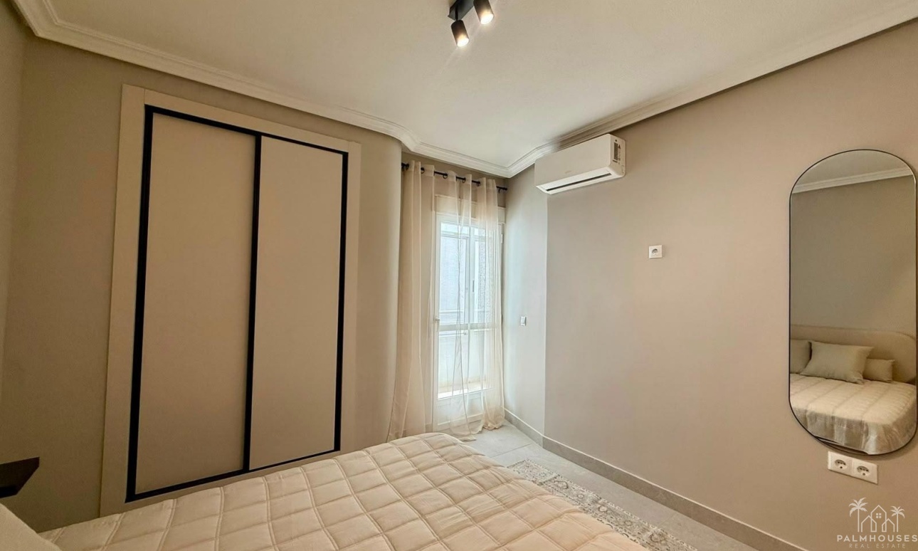 Revente - Apartment - Torrevieja - Playa del cura