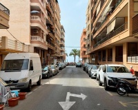 Revente - Apartment - Torrevieja - Playa del cura