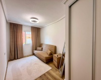 Revente - Apartment - Torrevieja - Playa del cura