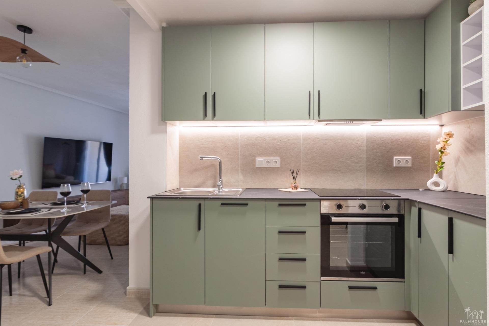 Revente - Apartment - Torrevieja - Playa del cura