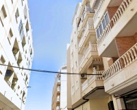 Revente - Apartment - Torrevieja - Playa del cura
