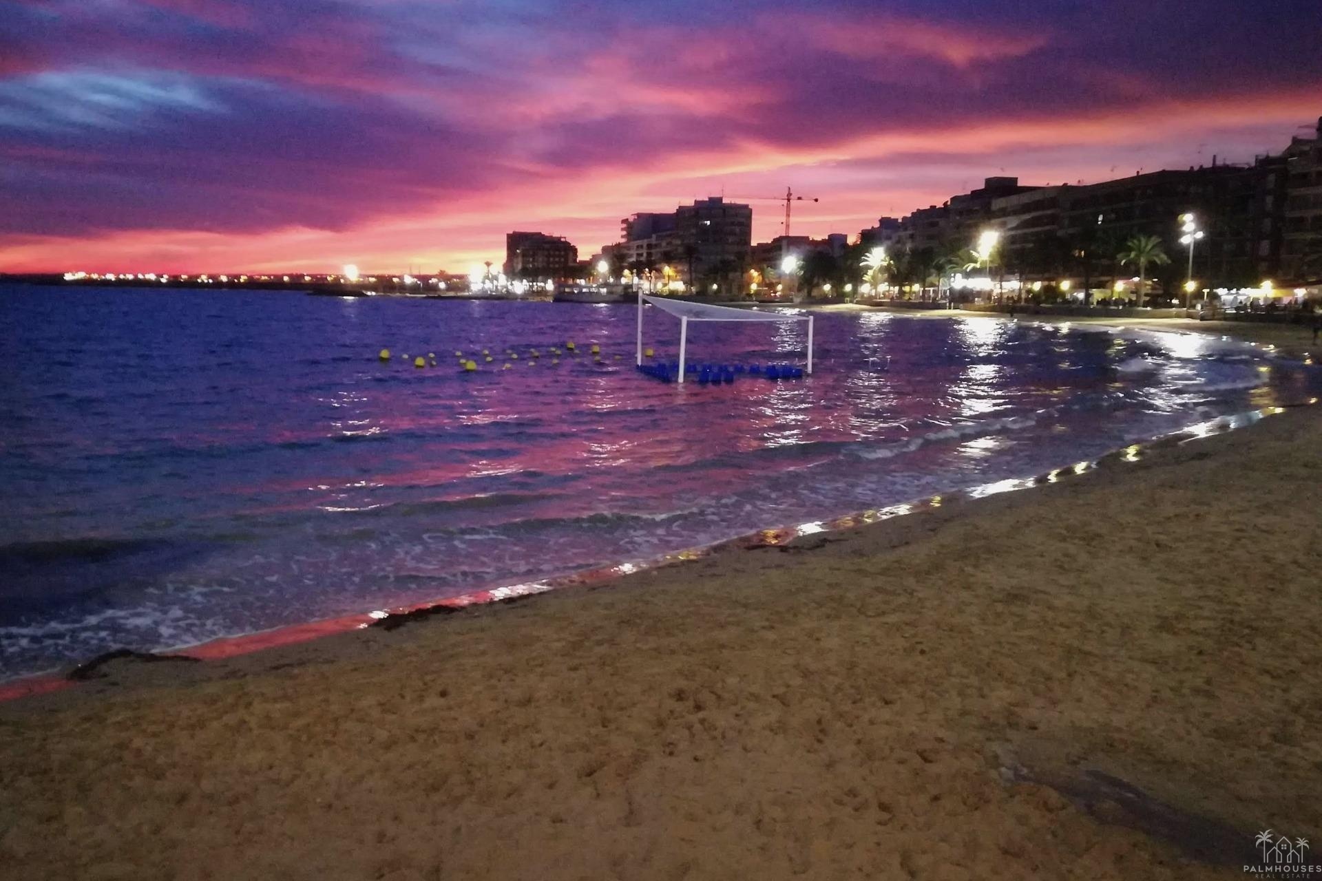 Revente - Apartment - Torrevieja - Playa del cura