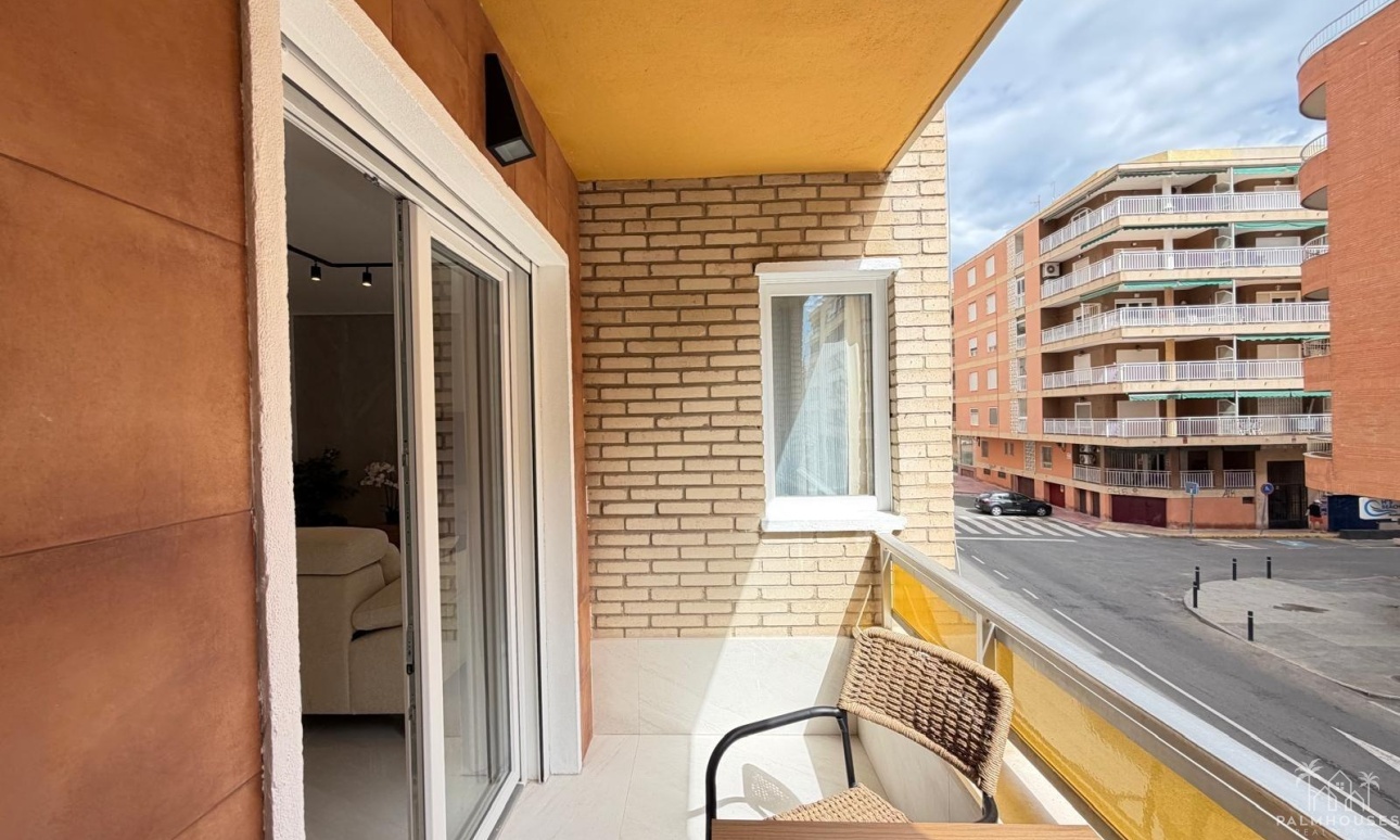 Revente - Apartment - Torrevieja - Playa del cura