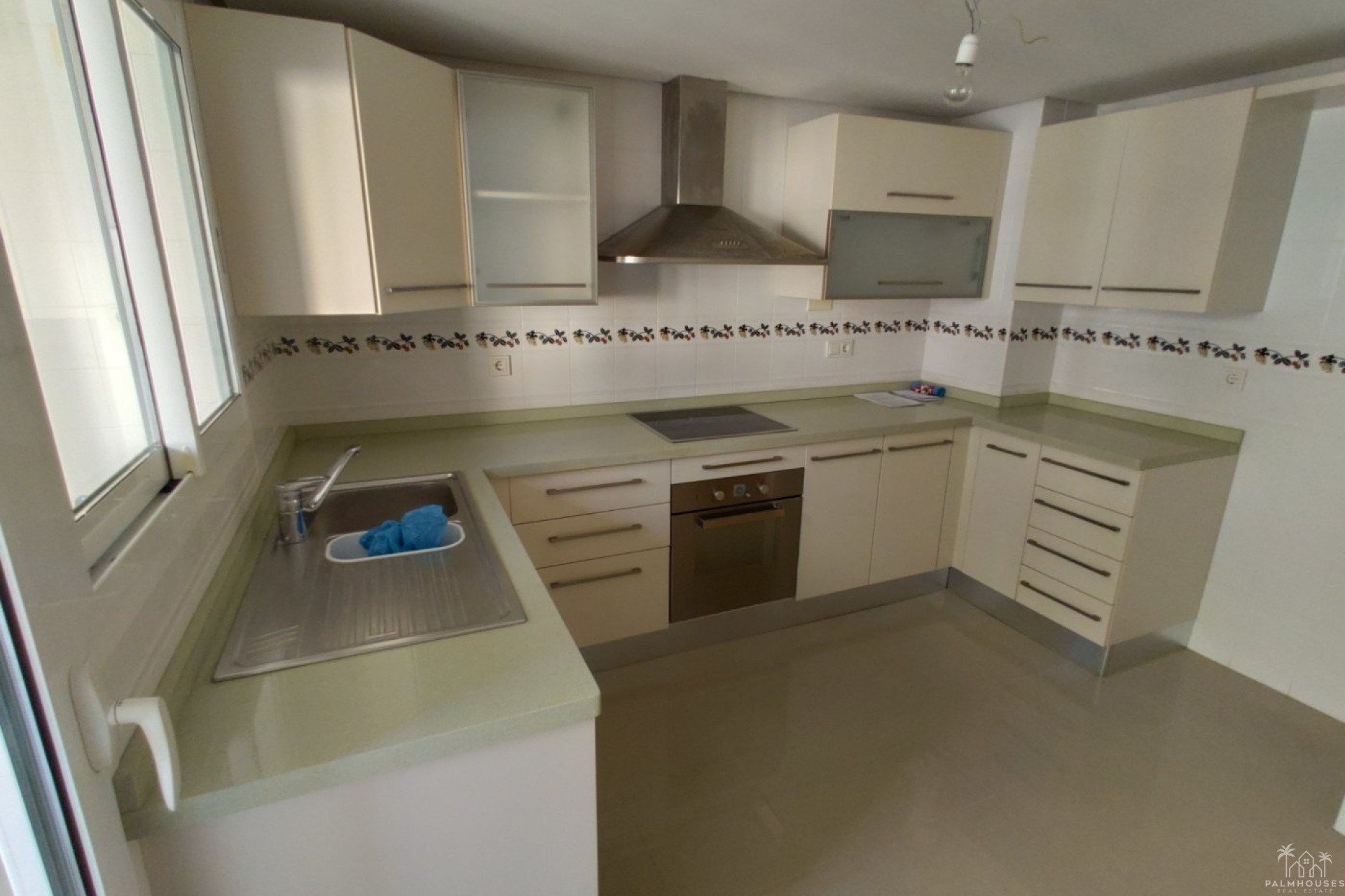 Revente - Apartment - Torrevieja - Puerto