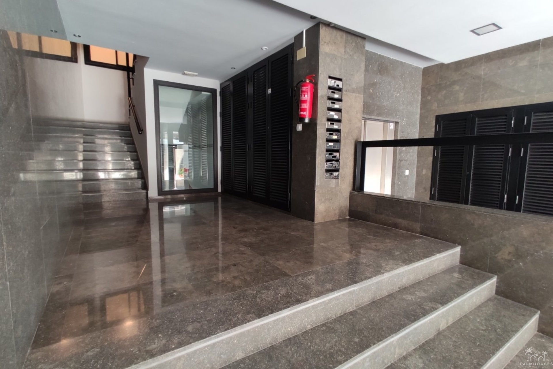 Revente - Apartment - Torrevieja - Puerto