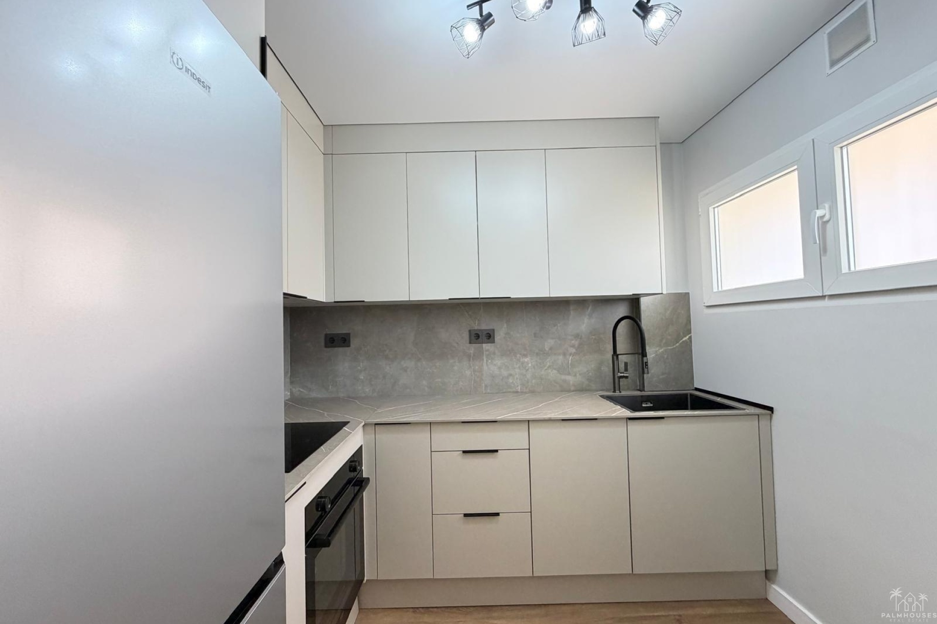 Revente - Apartment - Torrevieja - Punta Prima