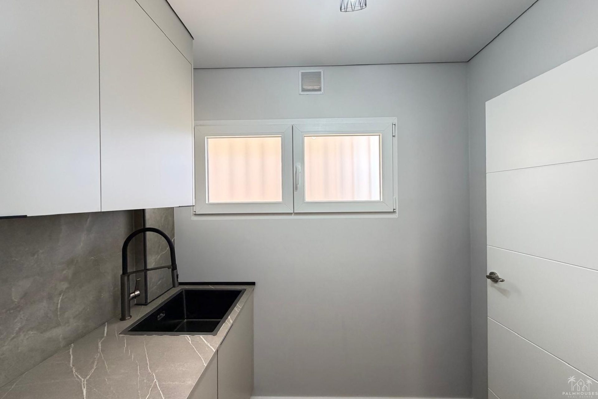 Revente - Apartment - Torrevieja - Punta Prima