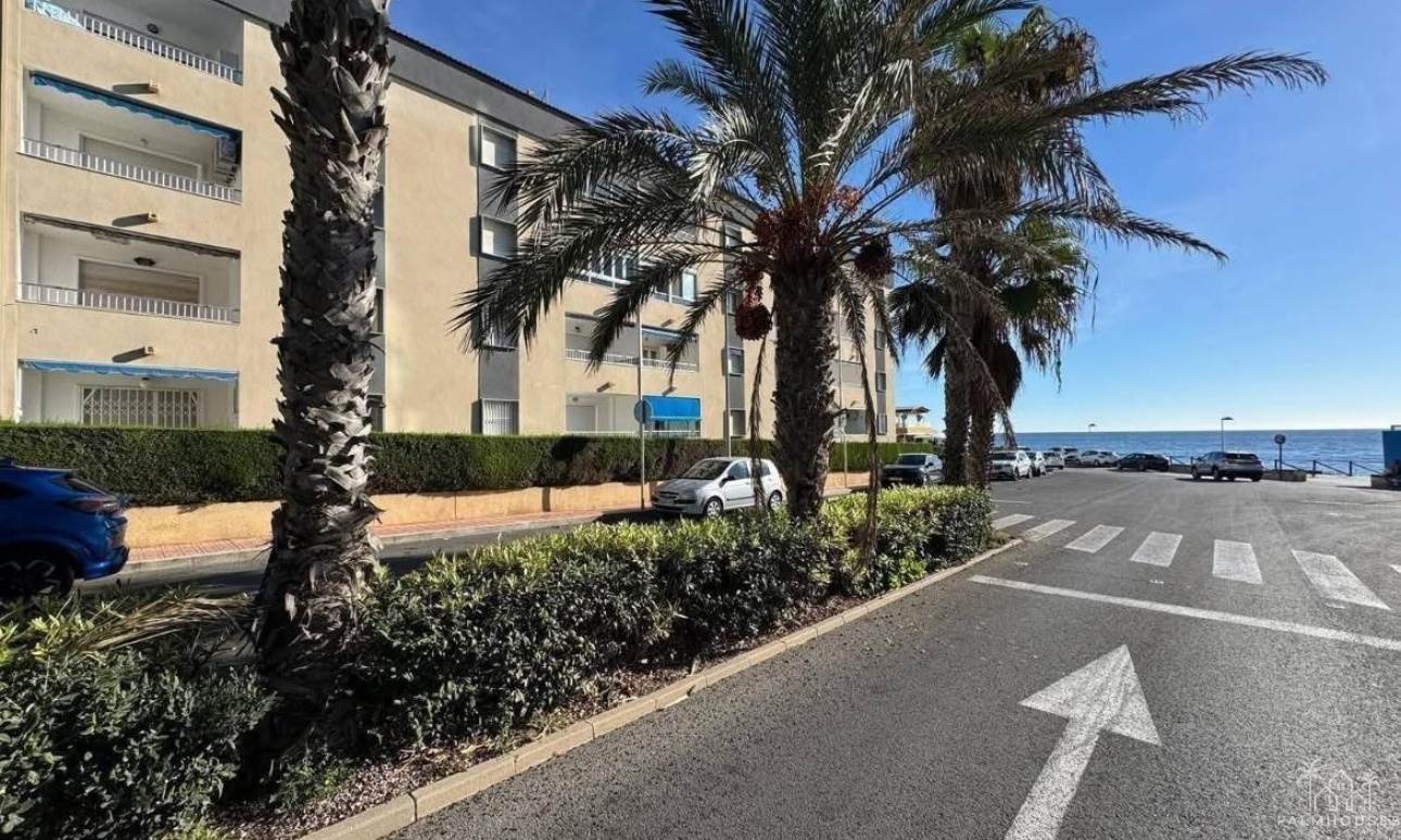 Revente - Apartment - Torrevieja - Punta Prima