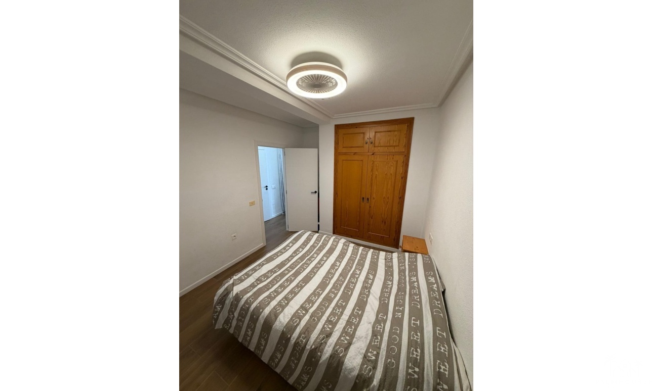 Revente - Apartment - Torrevieja - Punta Prima