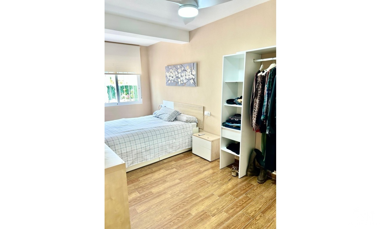 Revente - Apartment - Torrevieja - Sector 25