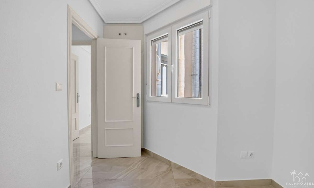 Revente - Apartment - Torrevieja - Torrevieja Centro