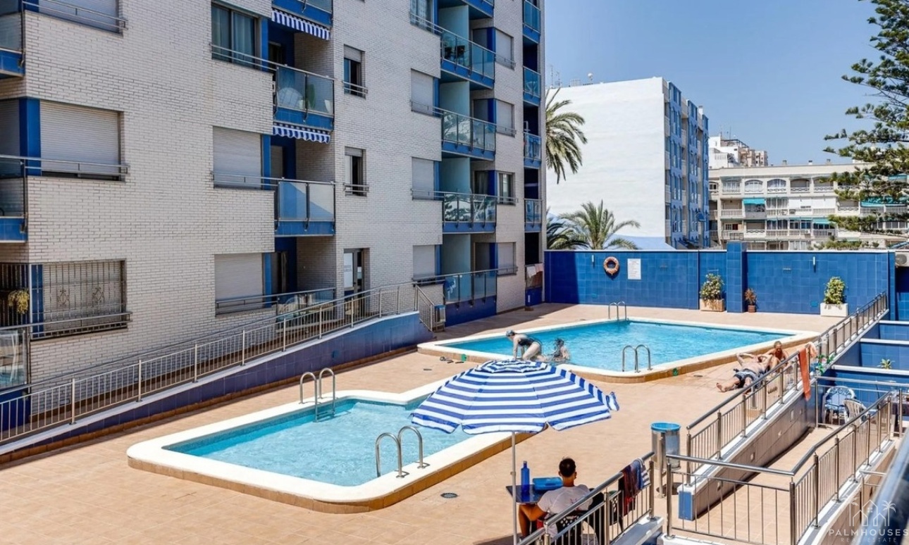 Revente - Apartment - Torrevieja - Torrevieja Centro
