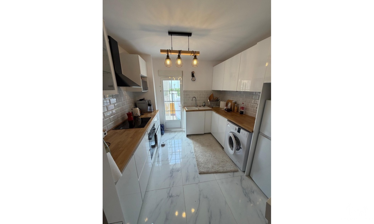 Revente - Apartment - Torrevieja - Zona Los Frutales