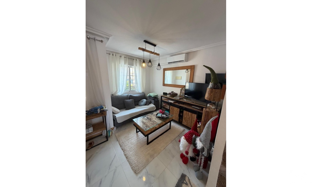Revente - Apartment - Torrevieja - Zona Los Frutales
