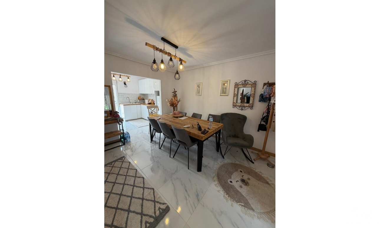 Revente - Apartment - Torrevieja - Zona Los Frutales