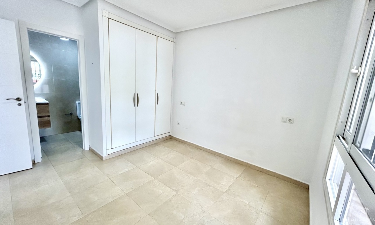 Revente - Apartment - Villamartin - Costa Blanca