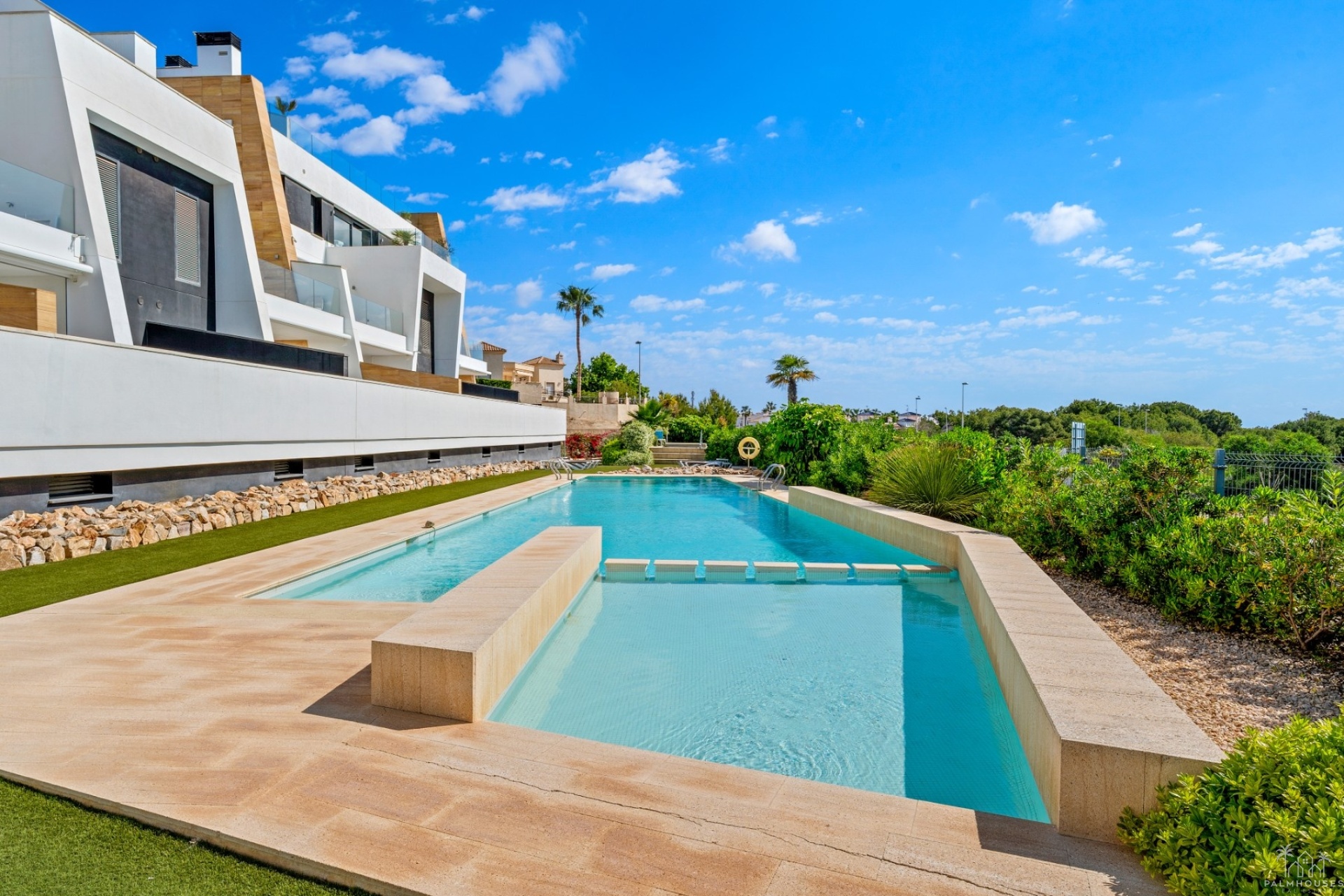 Revente - Apartment - Villamartin