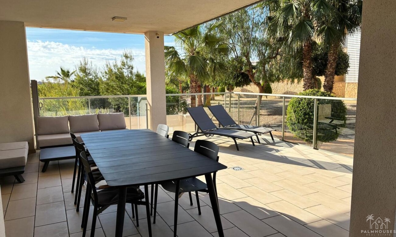 Revente - Apartment - Villamartin