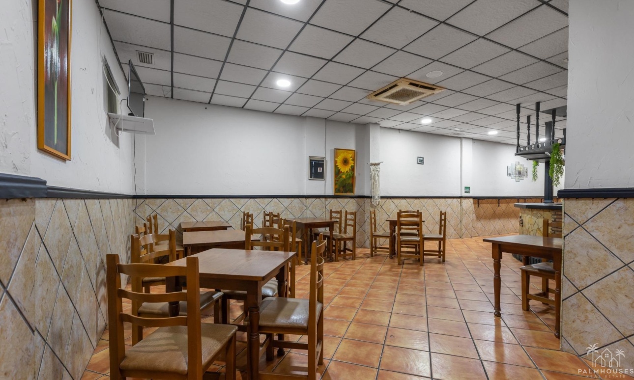 Revente - Commercial - Torrevieja - Estacion de autobuses