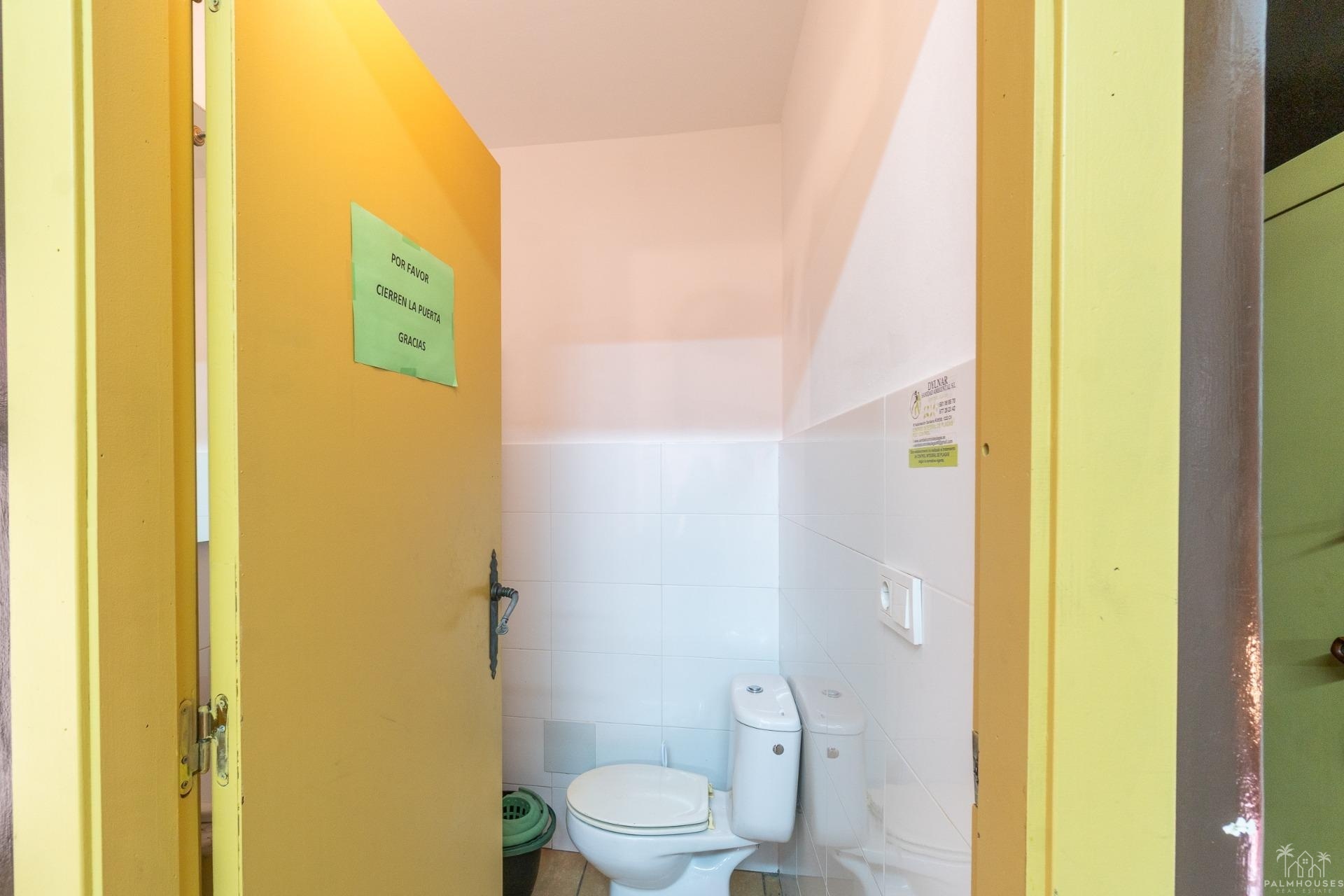 Revente - Commercial - Torrevieja - Paseo maritimo