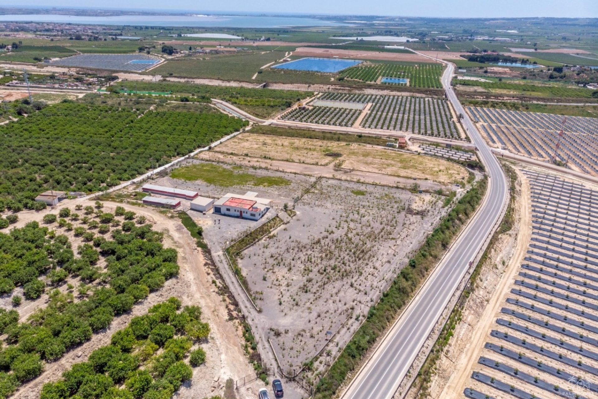 Revente - Finca - Los Montesinos