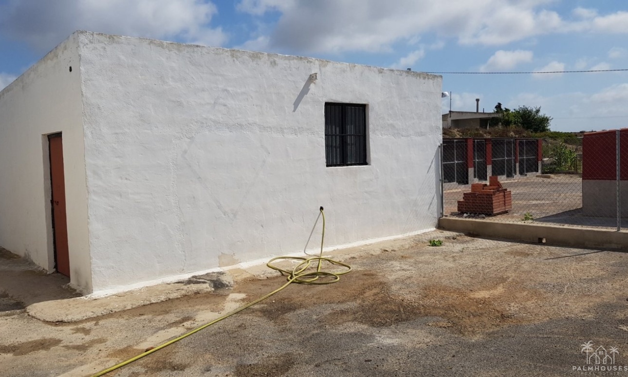 Revente - Finca - Los Montesinos