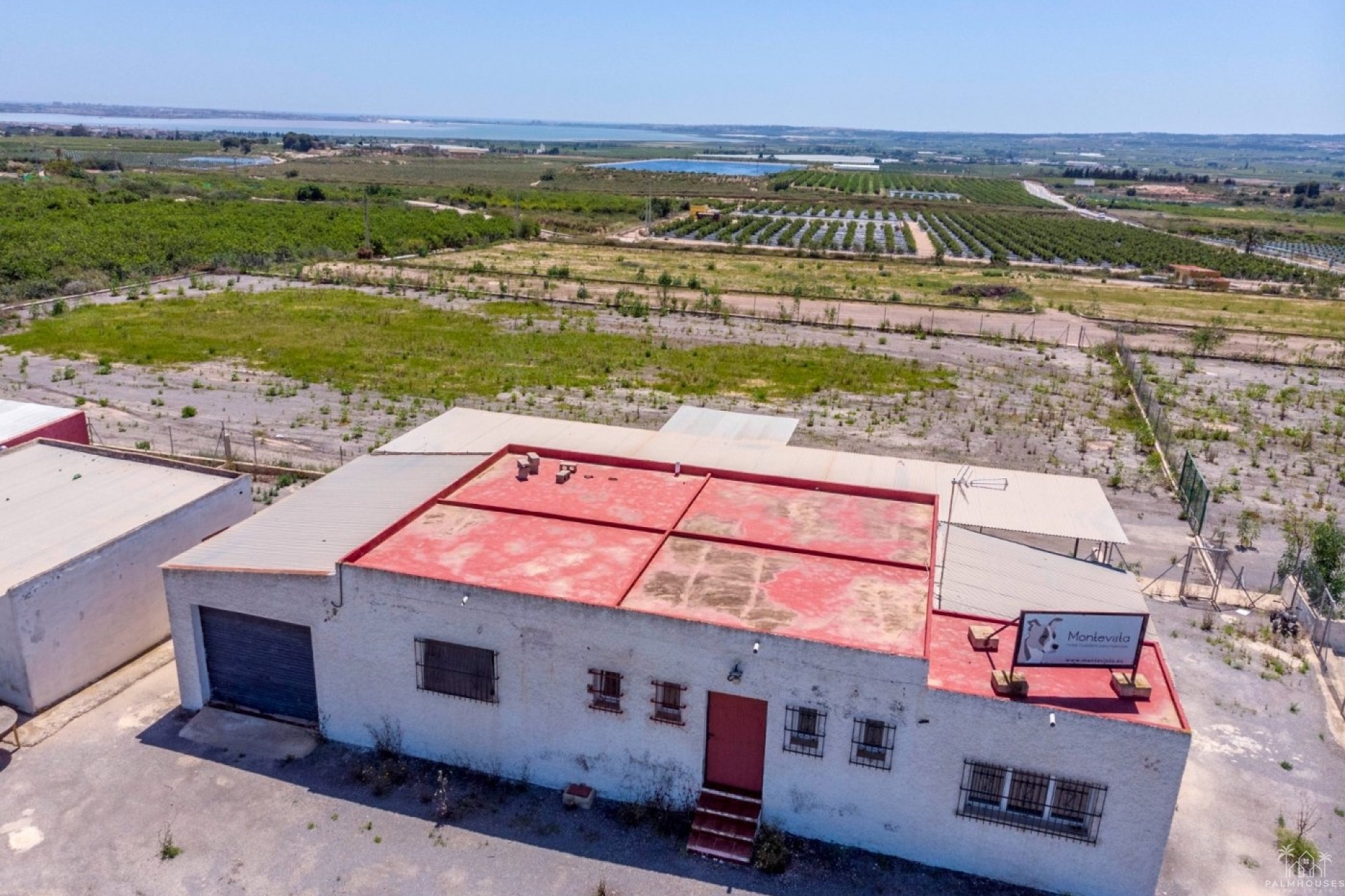 Revente - Finca - Los Montesinos