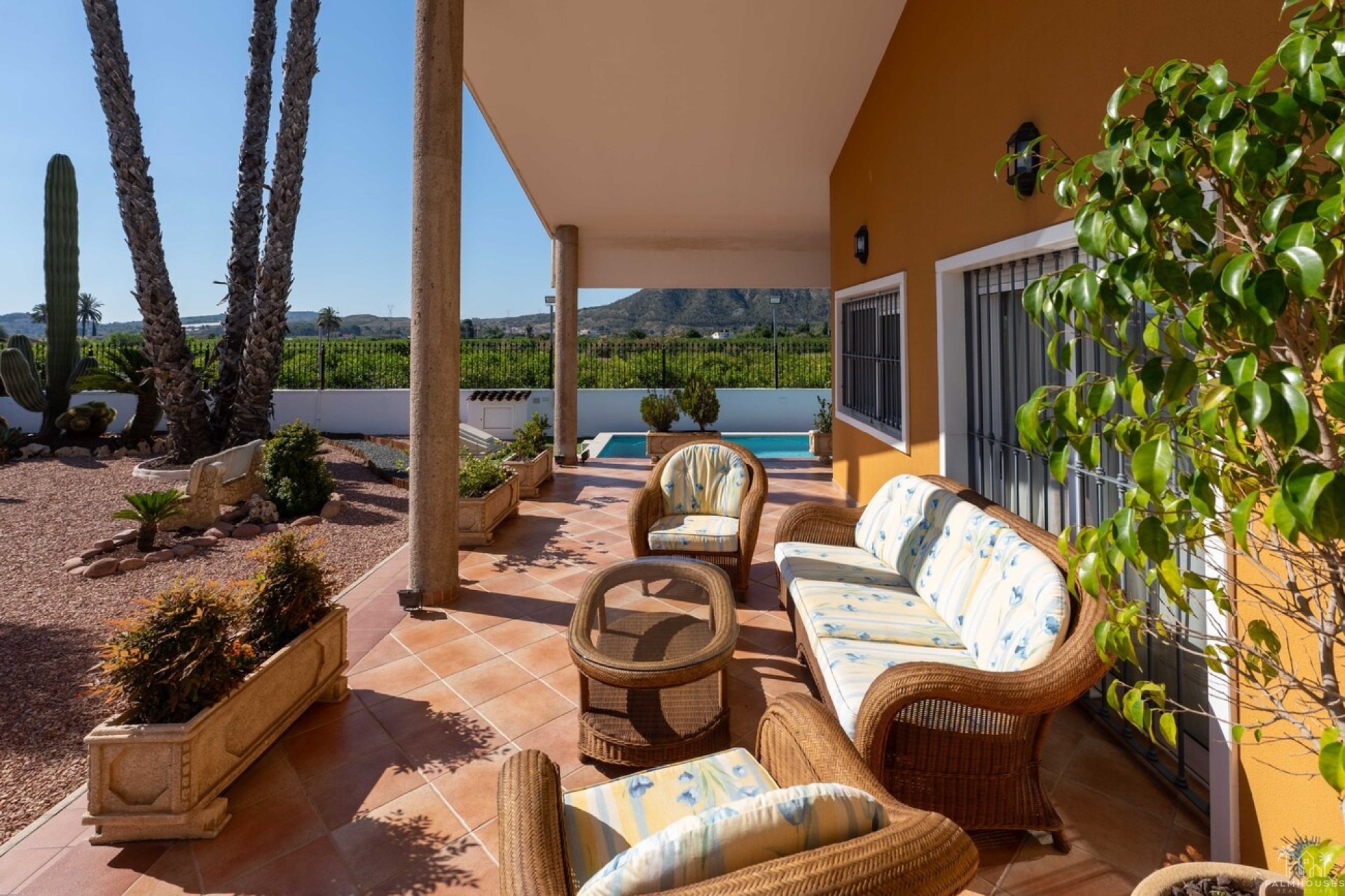 Revente - Finca - Orihuela - Inland