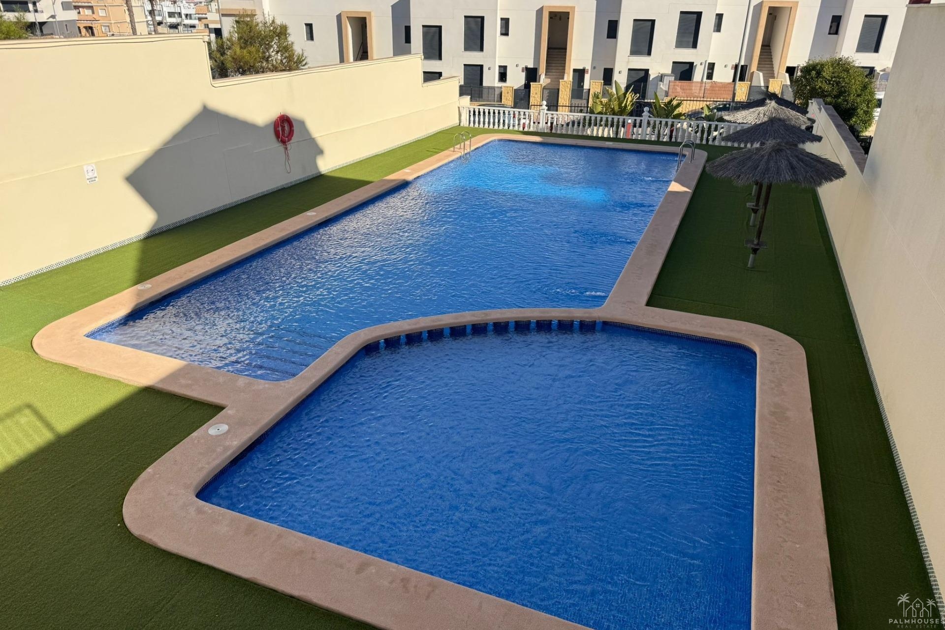 Revente - Maison - Orihuela Costa - Los Dolses