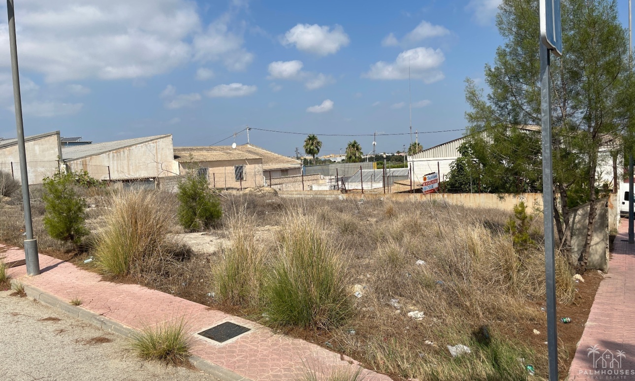 Revente - Plot - Rojales