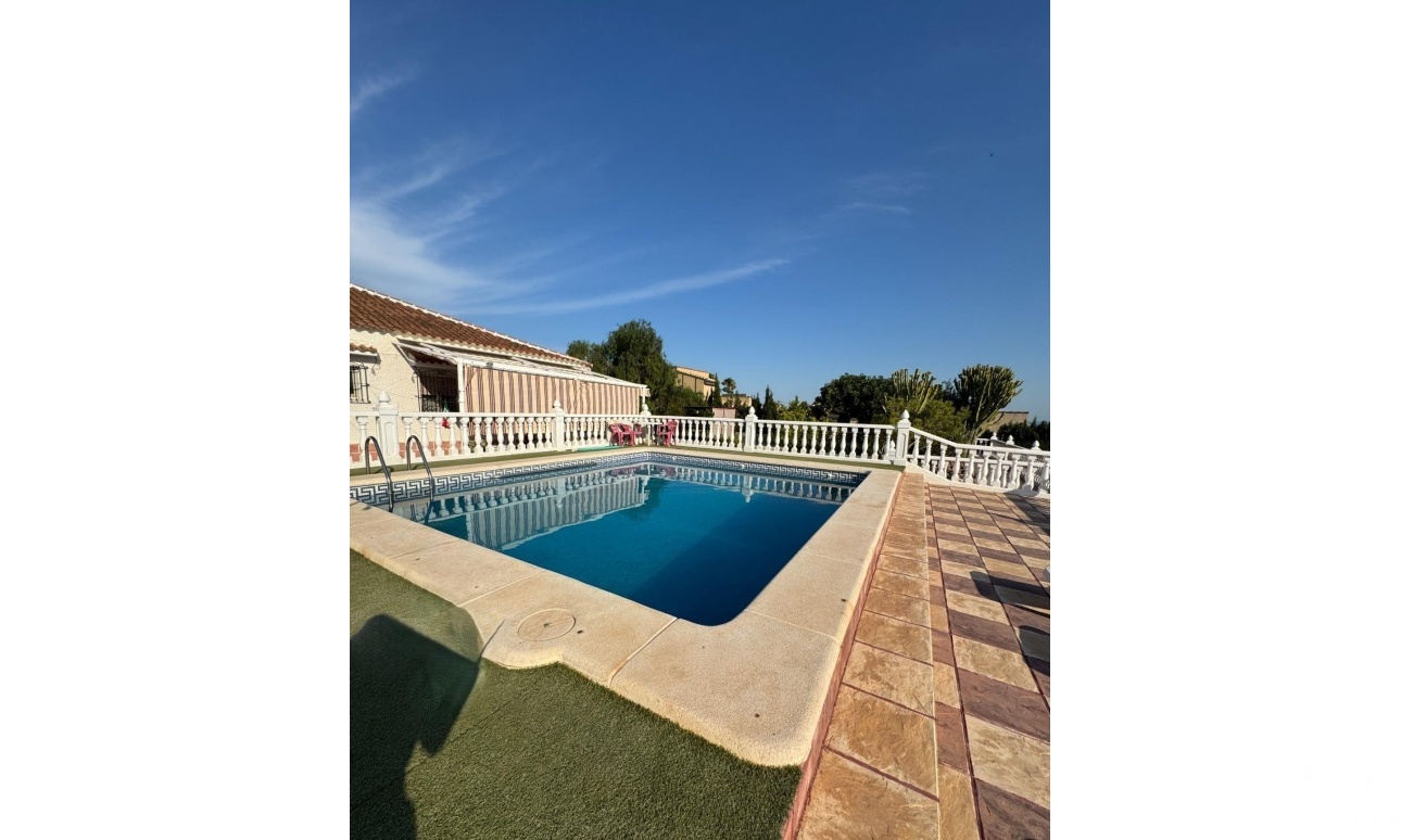 Revente - Villa - Albatera - Partida Lomas