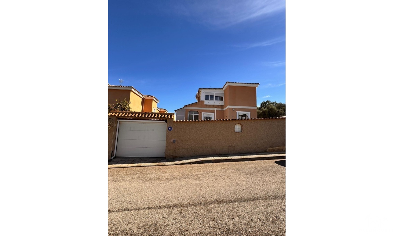 Revente - Villa - Alicante - Cox