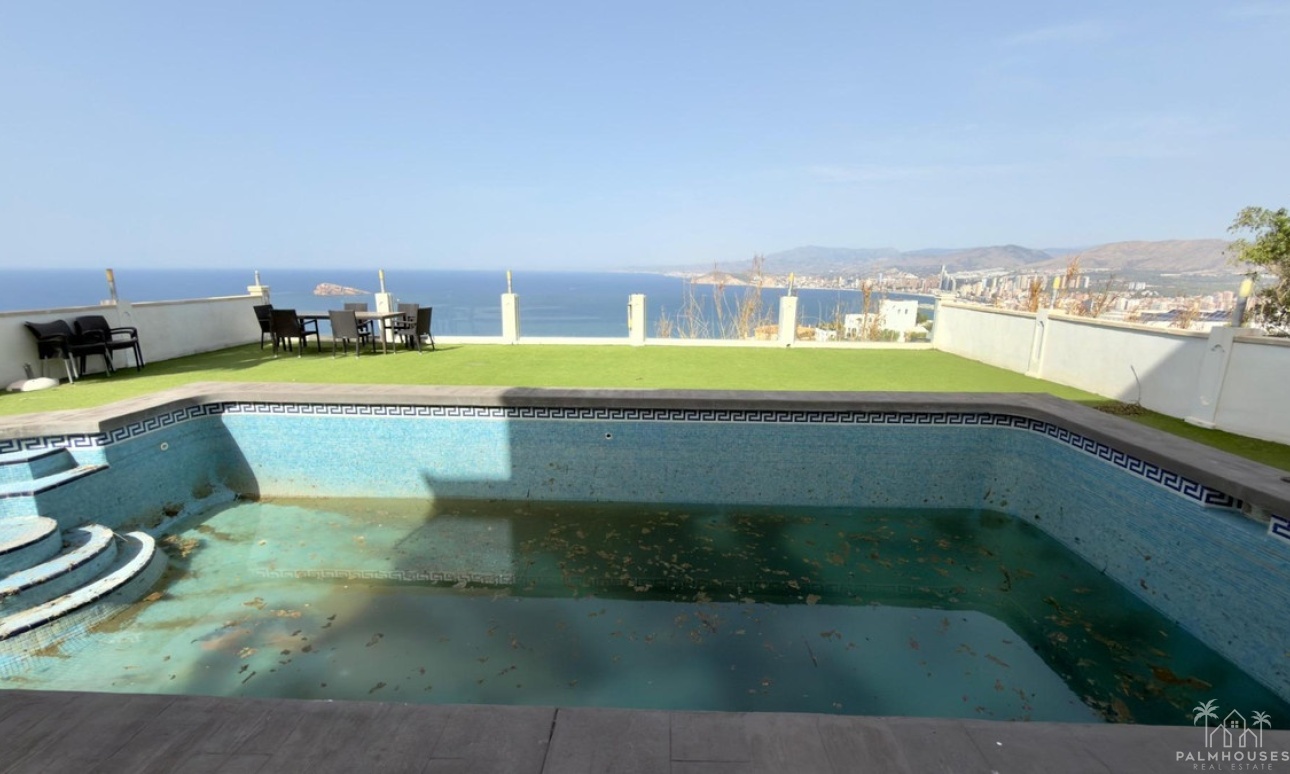 Revente - Villa - Benidorm - Benidorm Centro